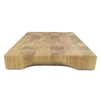 Preview: Das Schneidebrett aus Buchenholz mit Kachelmuster hat einen Griff an der Seite.